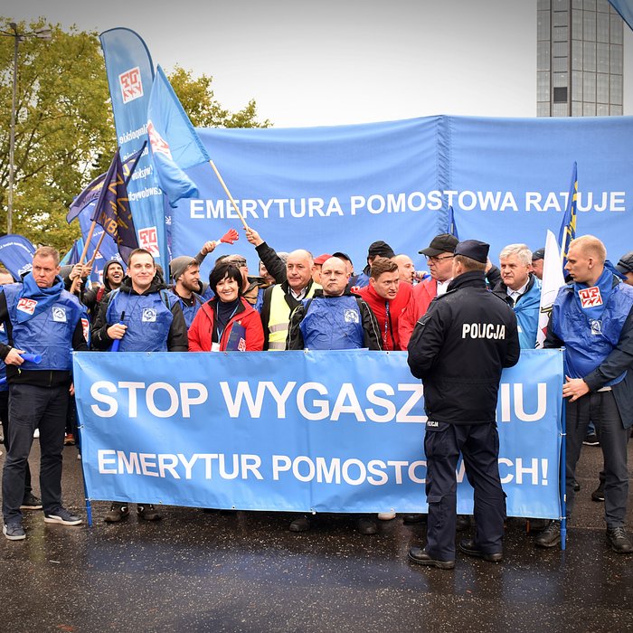 Manifestacja: Stop wygaszaniu pomostówek!