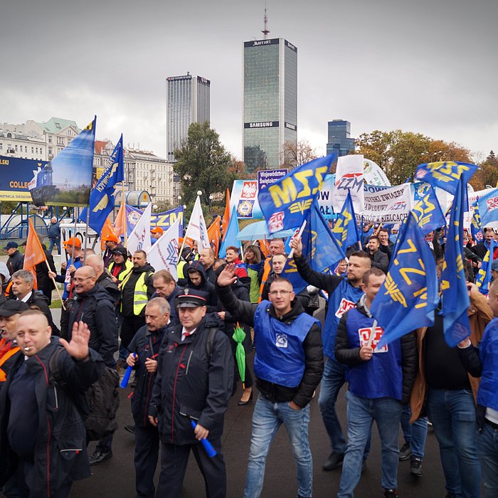 Manifestacja: Stop wygaszaniu pomostówek!