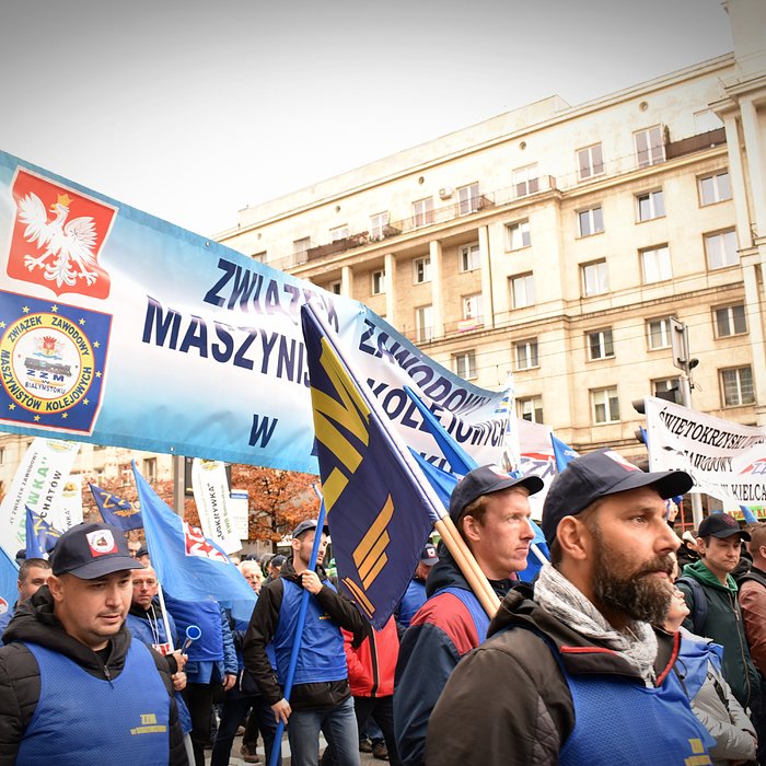 Manifestacja: Stop wygaszaniu pomostówek!