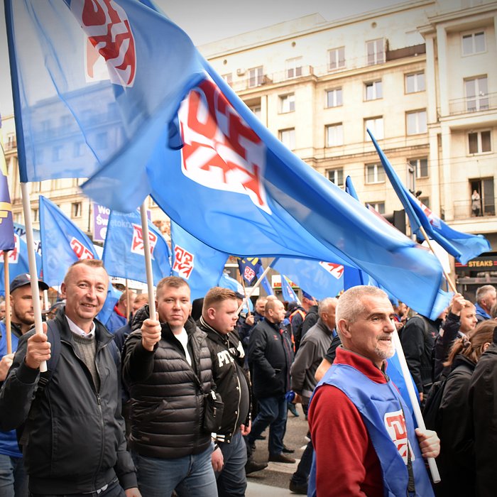 Manifestacja: Stop wygaszaniu pomostówek!