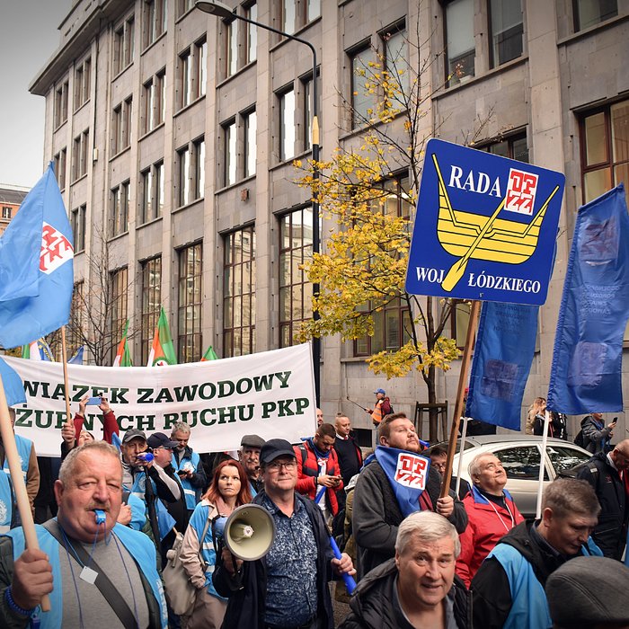 Manifestacja: Stop wygaszaniu pomostówek!