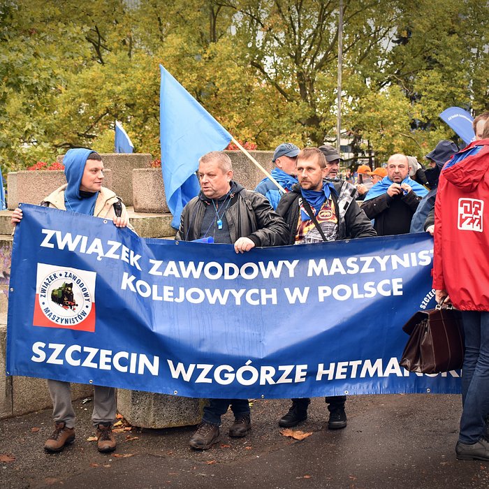 Manifestacja: Stop wygaszaniu pomostówek!