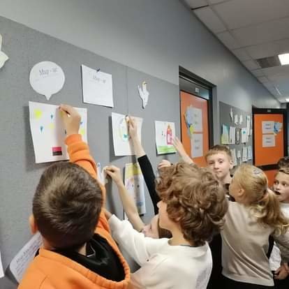 Przedstawicielki OPZZ z wizytą w Warszawskiej Ukraińskiej Szkole