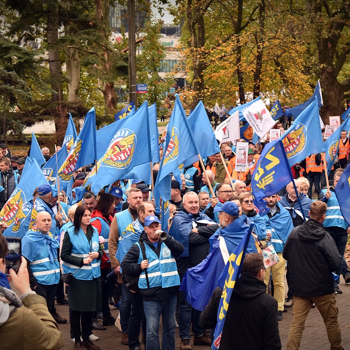 Manifestacja: Stop wygaszaniu pomostówek!