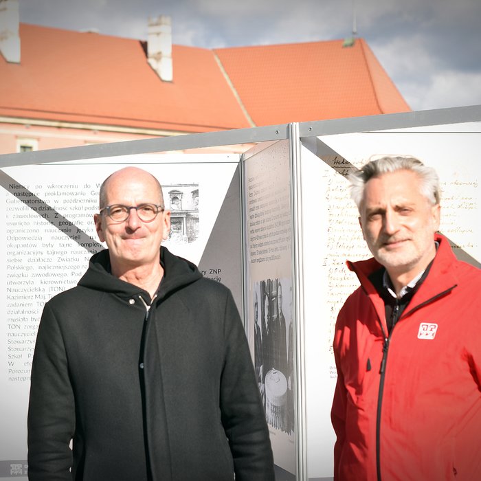 Wystawa -Tajne nauczanie w okupowanej Warszawie-