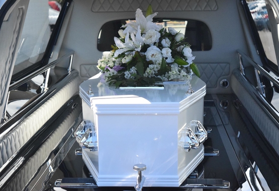 Ministerstwo odpowiada OPZZ w sprawie zasiłku pogrzebowego