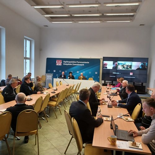 Obraz Aktualności o tytule Przegląd aktualnej sytuacji w gospodarce i finansach publicznych