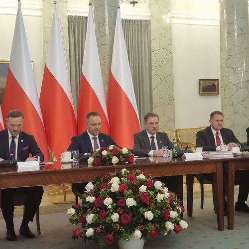 Obraz Aktualności o tytule Posiedzenie Rady Dialogu Społecznego z udziałem Prezydenta RP