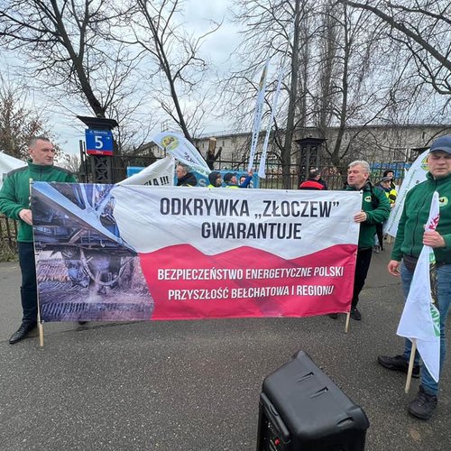 Obraz Aktualności o tytule Tracimy suwerenność energetyczną: protest pod MKiŚ