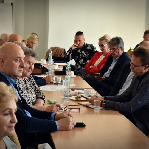 Obraz główny aktualności o tytule Mazowieckie: posiedzenie Rady OPZZ Województwa Mazowieckiego 