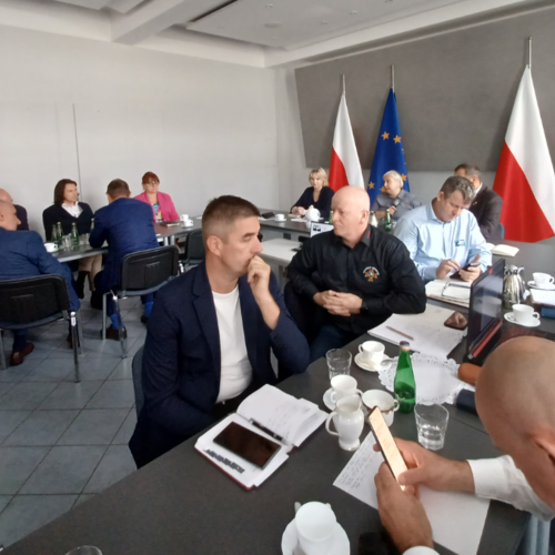 Obraz główny aktualności o tytule O sprawiedliwej transformacji w Ministerstwie Przemysłu 