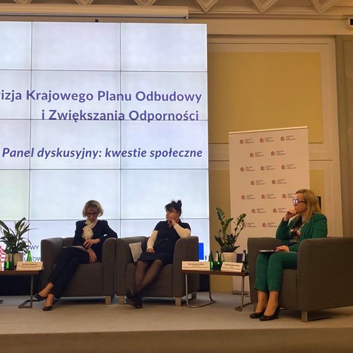 Obraz główny aktualności o tytule OPZZ na konferencji dotyczącej rewizji KPO 