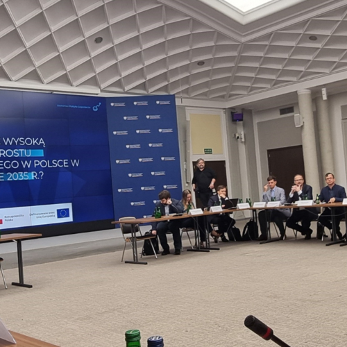 Obraz główny aktualności o tytule OPZZ o potrzebach nowoczesnej gospodarki 