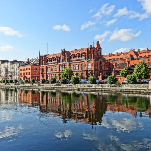 Obraz główny aktualności o tytule OPZZ: płace w samorządach muszą wzrosnąć! 