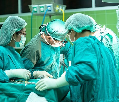 Obraz główny aktualności o tytule Wynagrodzenia w ochronie zdrowia – co dalej ? 