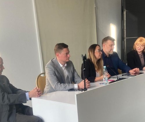 Obraz główny aktualności o tytule O problemach pracowników sfery finansów publicznych na posiedzeniu Rady OPZZ Usługi Publiczne 