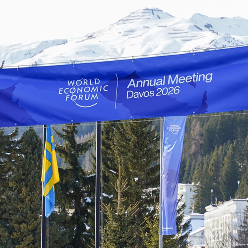 Obraz główny aktualności o tytule Pucz miliarderów i koniec NATO? Głos OPZZ w sprawie Światowego Forum Ekonomicznego w Davos 