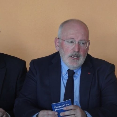 Obraz główny aktualności o tytule Frans Timmermans w OPZZ 