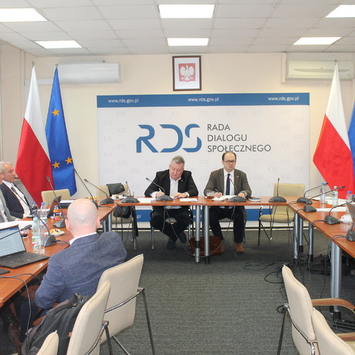 Obraz główny aktualności o tytule Koordynacja zabezpieczenia społecznego i bony żywieniowe w zespole RDS 
