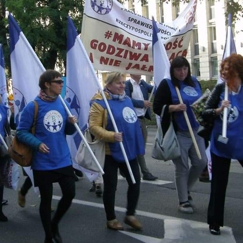 Obraz główny aktualności o tytule Manifestacja pracowników sądów w Poznaniu 